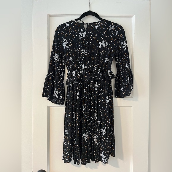 Zara Basic Dress - Picture 2 of 5